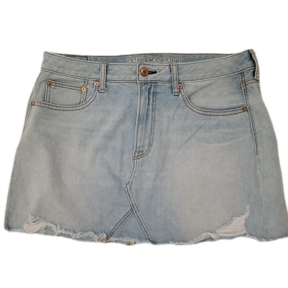 American Eagle Short Jean Mini Skirt Size 12 Medium Wash Distressed Denim‎ Y2k